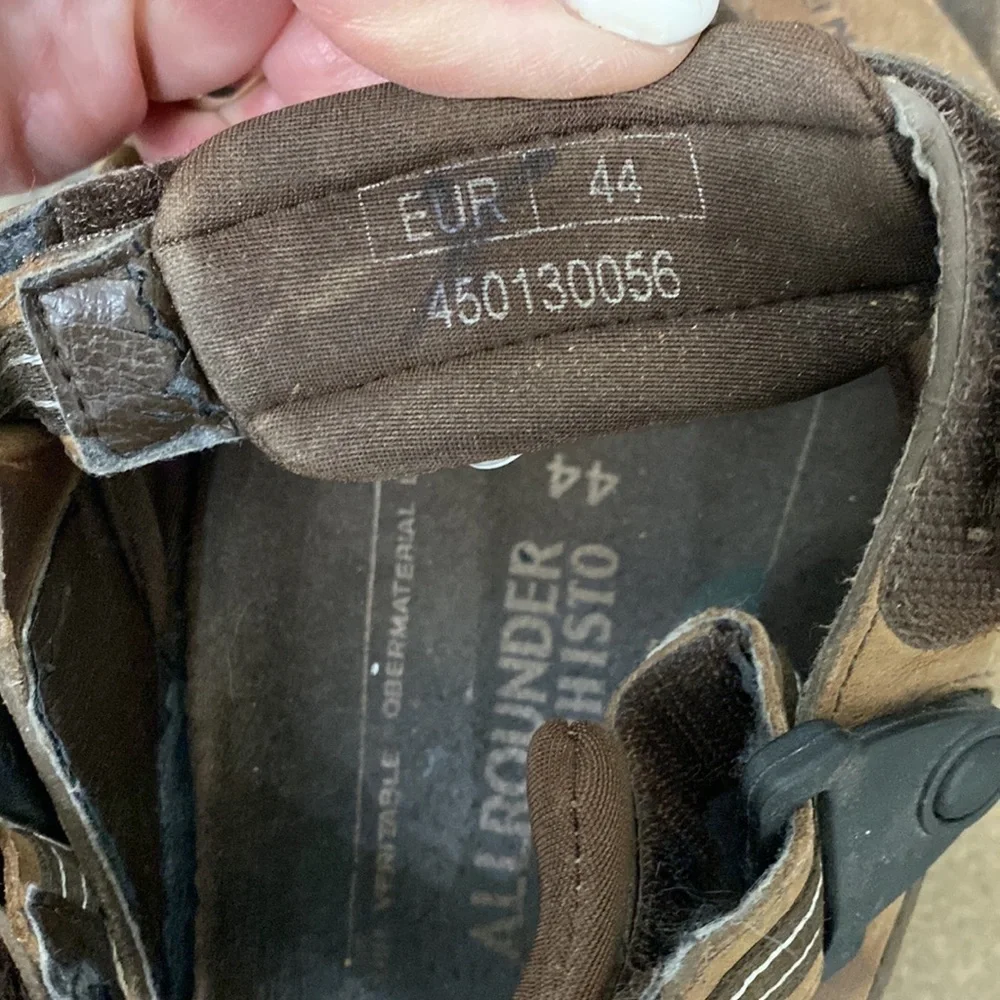 Mephisto allrounder brown leather sandals size 10.Eur44